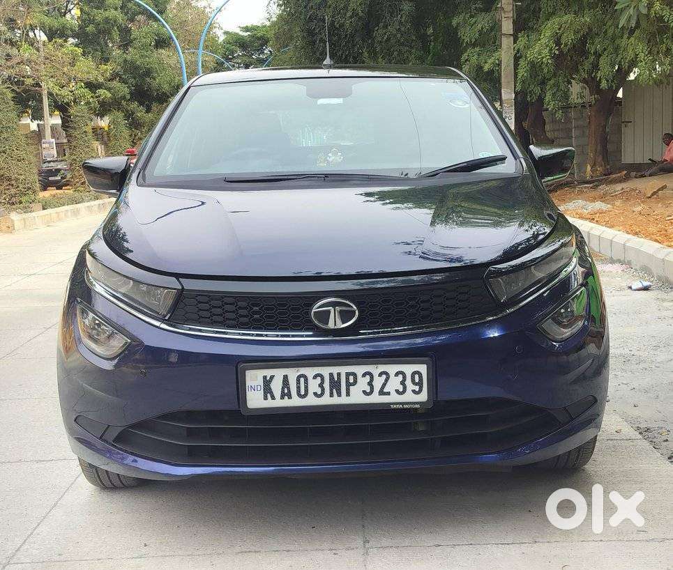 Tata Altroz 1.2 Xza Petrol Dct, 2022, Petrol
