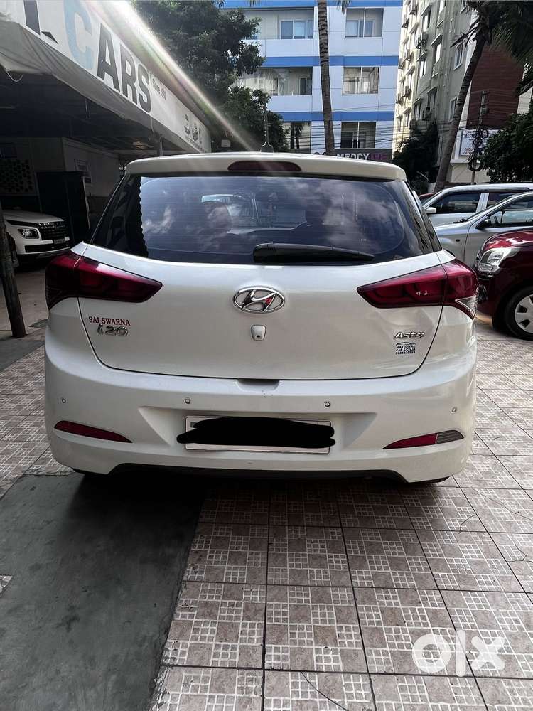 Hyundai I20 Petrol Asta Option, 2017, Petrol