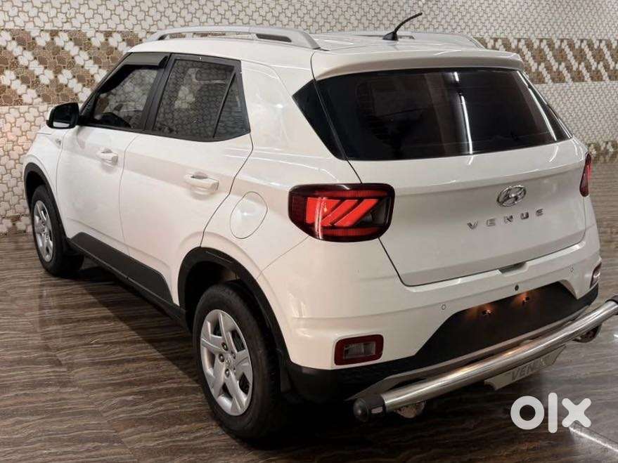 Hyundai Venue S 1.2 Petrol, 2020, Petrol