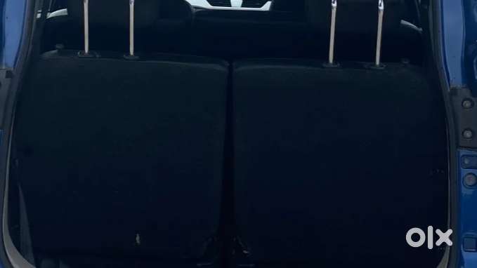 Renault Triber Rxz, 2022, Petrol