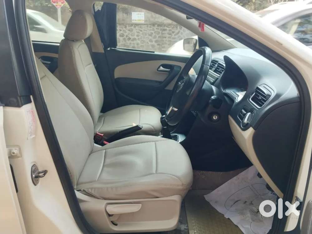Volkswagen Polo Petrol Highline 1.2l, 2013, Petrol