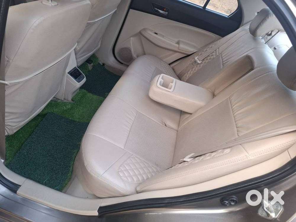 Maruti Suzuki Dzire 1.2 Vxi, 2022, Petrol