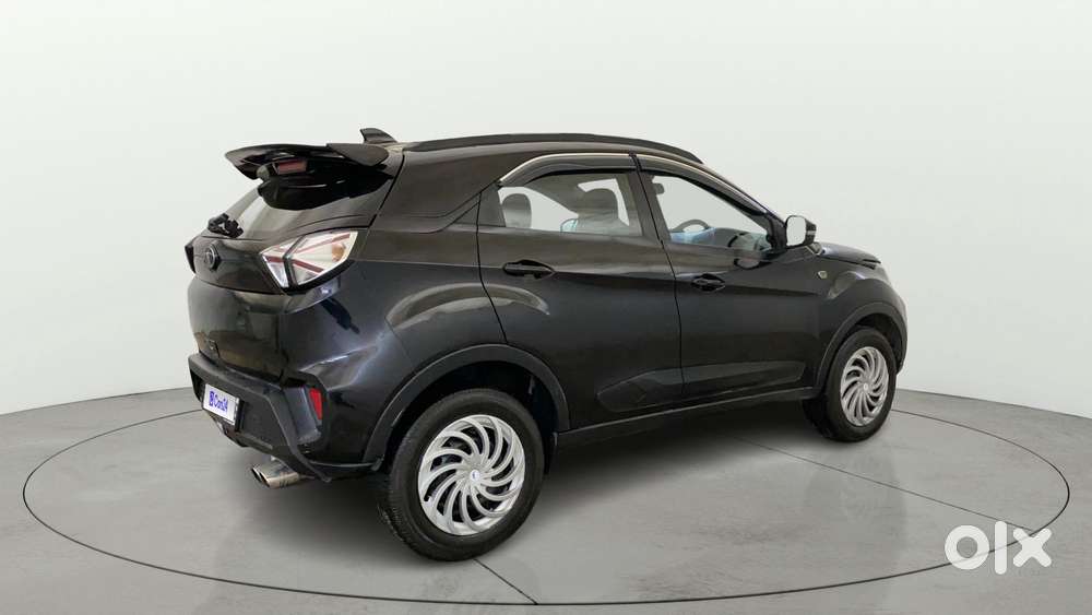 Tata Nexon 1.2 Revotron Xz, 2023, Petrol