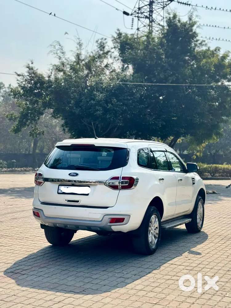 Ford Endeavour 2.2 Trend 2016