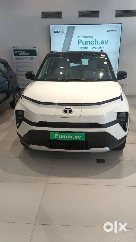 Brand New Punch Ev My 2025 Model Flat Discount 150000