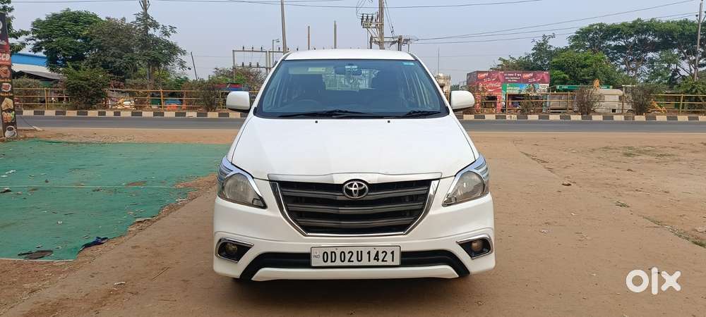Toyota Innova 2.5 G (diesel) 8 Seater, 2015, Diesel