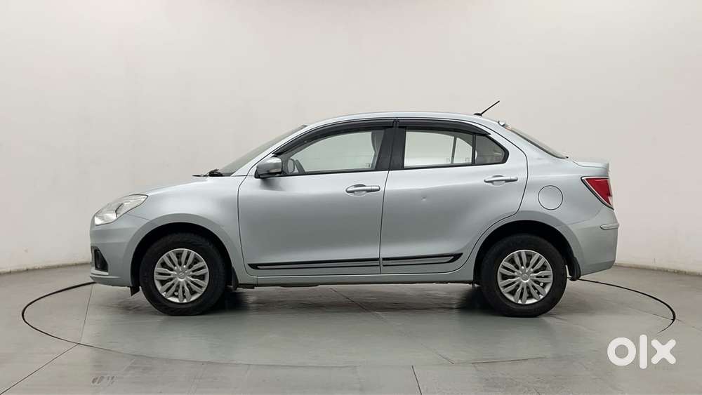 Maruti Suzuki Dzire Vxi Ags, 2024, Petrol