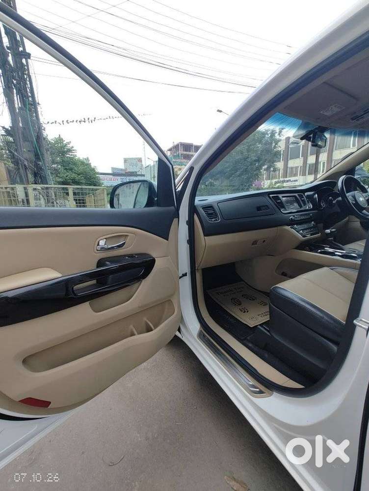 Kia Carnival Limousine Plus 7 Str, 2019, Diesel