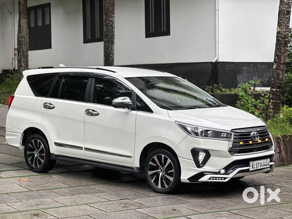 Toyota Innova Crysta 2.8z Automatic, 2019, Diesel