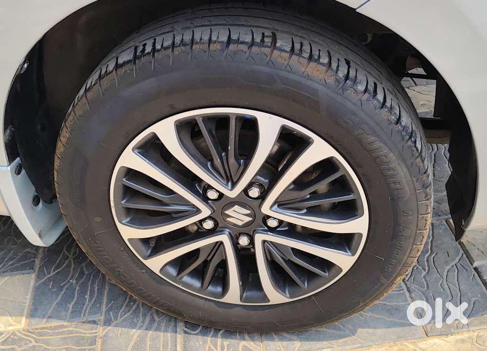 Maruti Suzuki Ertiga 2018-2022 1.4 Zxi At, 2022, Petrol