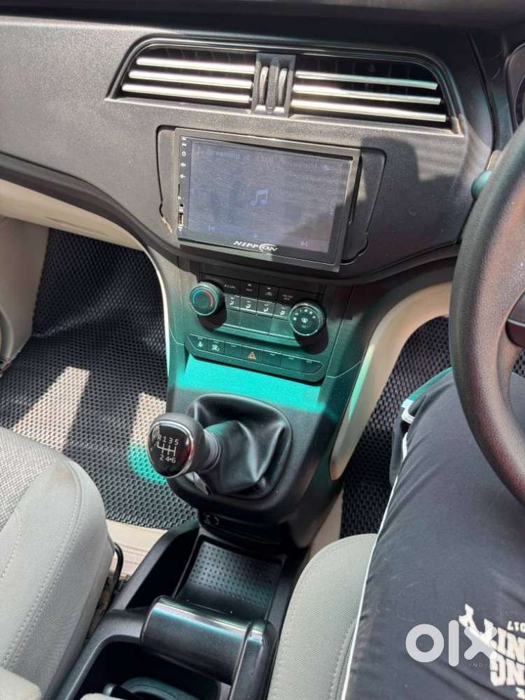 Mahindra Marazzo M2, 2018, Diesel