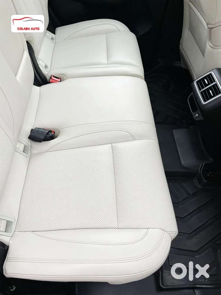 Mahindra Xuv700 2.0 Ax 7 Petrol At Luxury Pack Str, 2024, Petrol