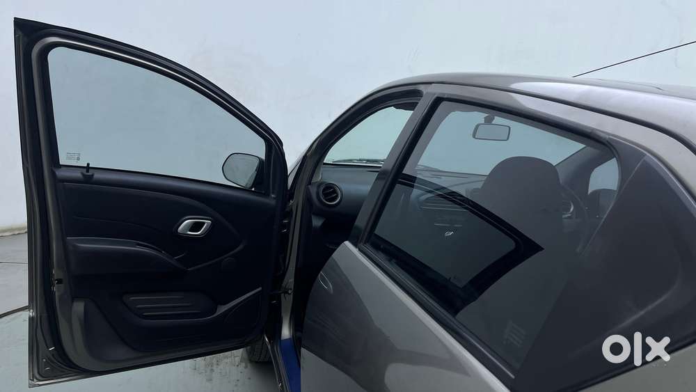 Datsun Redigo T Option, 2018, Petrol