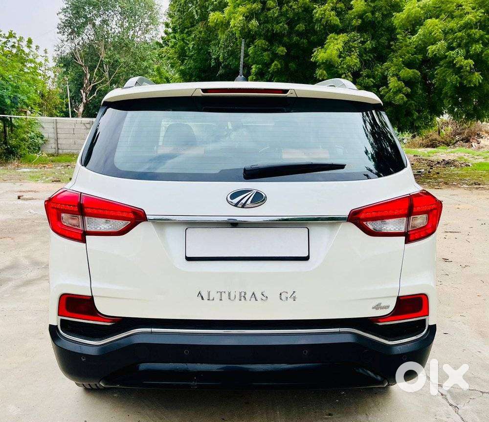 Mahindra Alturas G4 4wd At, 2020, Diesel