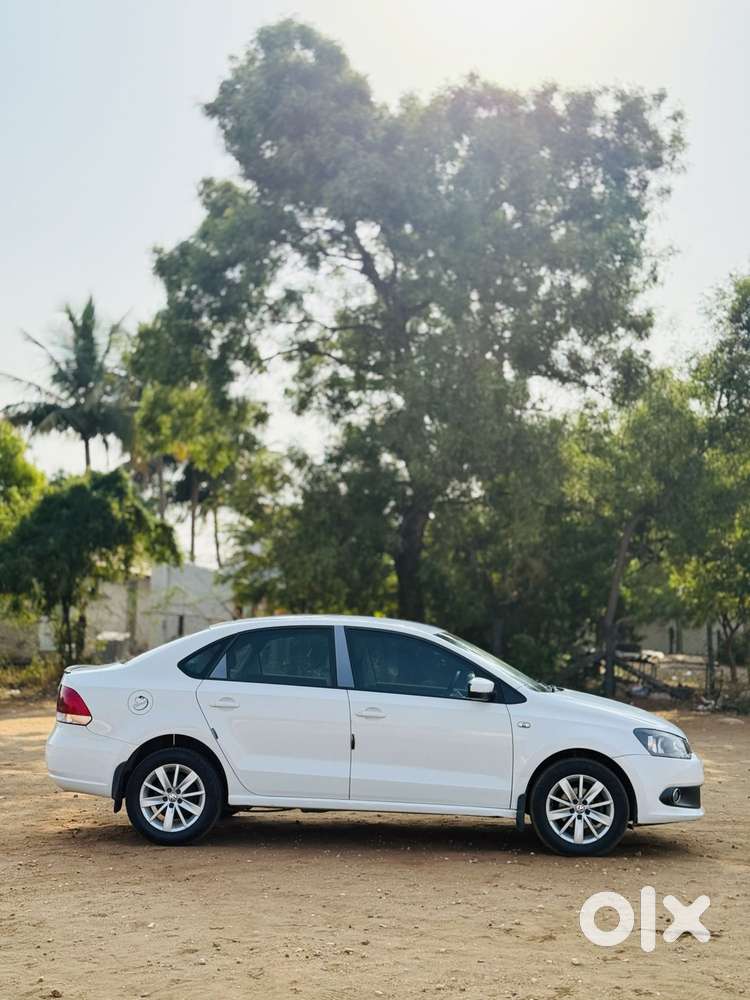 Volkswagen Vento 1.6 Highline Plus 16 Alloy, 2011, Diesel