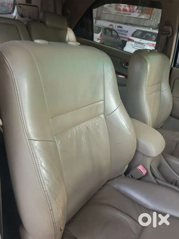 Toyota Fortuner 3.0 2011
