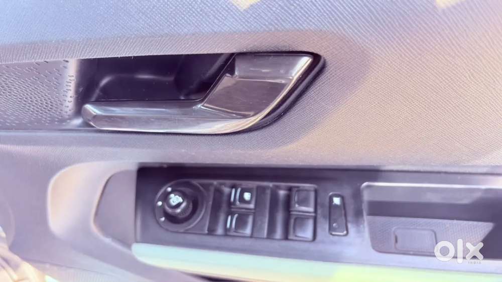 Tata Punch Accomplished, 2023, Petrol