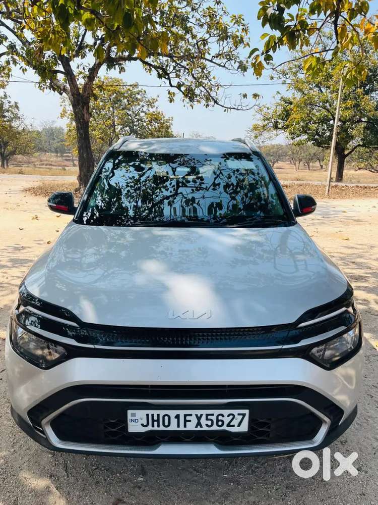 Kia Carens 2025 Diesel 22000 Km Driven