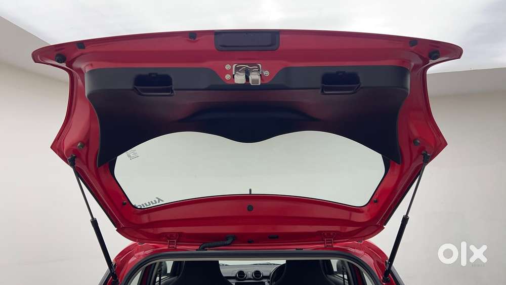 Maruti Suzuki Swift 1.3 Lxi, 2023, Petrol
