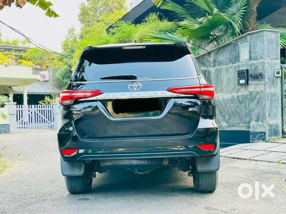 Toyota Fortuner 2023