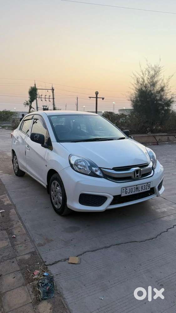 Honda Amaze 2017 Cng & Hybrids Well Maintained