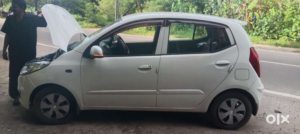 Hyundai I10 Sportz At, 2013