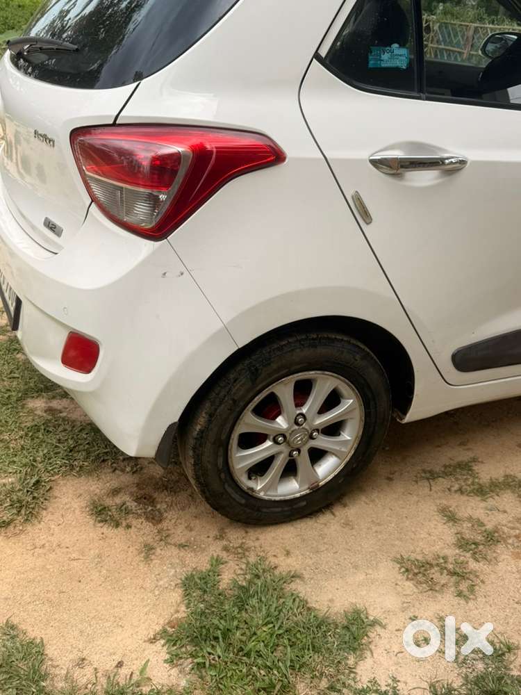 Hyundai Grand I10 2015 Car