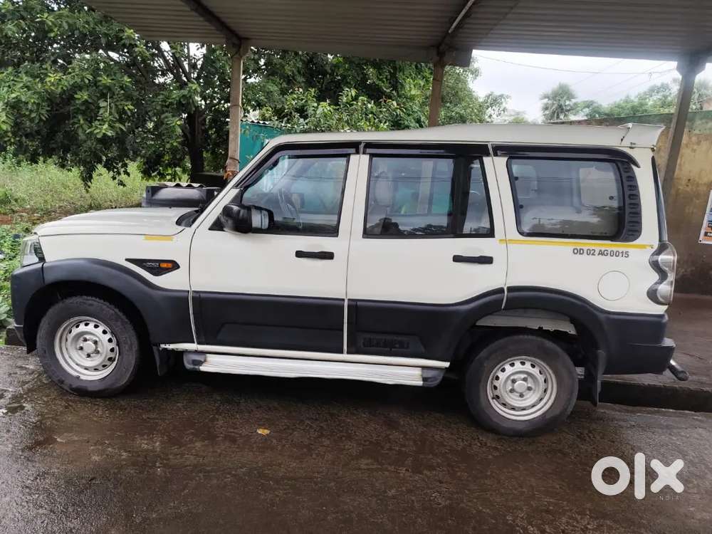 Mahindra Scorpio Diesel Manual 2017 Variant S2 9 Str