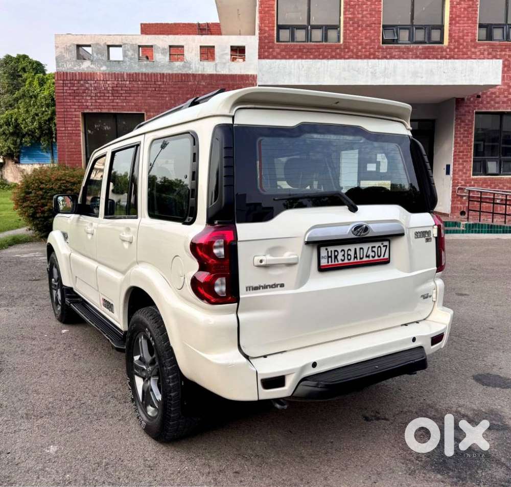 Mahindra Scorpio S7 120, 2018, Diesel
