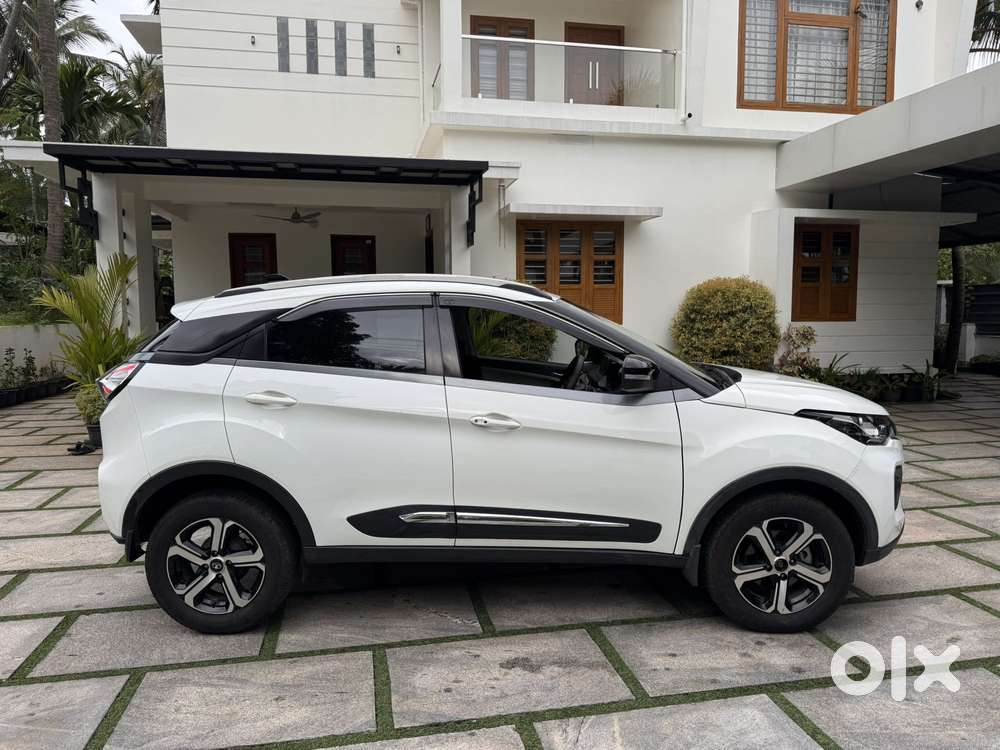 Tata Nexon 1.2 Revotron Xza Plus (o) Amt, 2021, Diesel