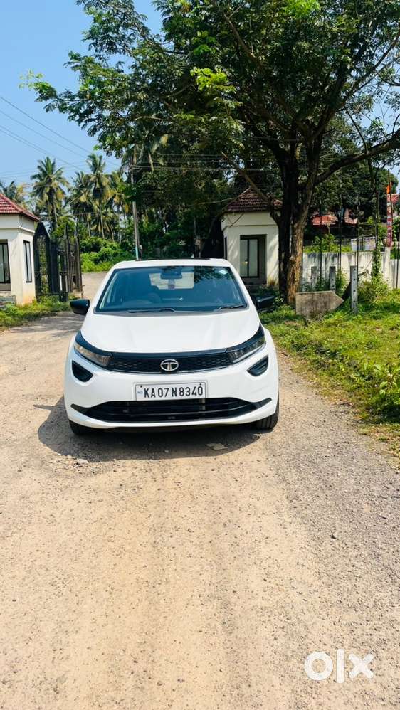 Tata Altroz Petrol & Cng Manual 2023
