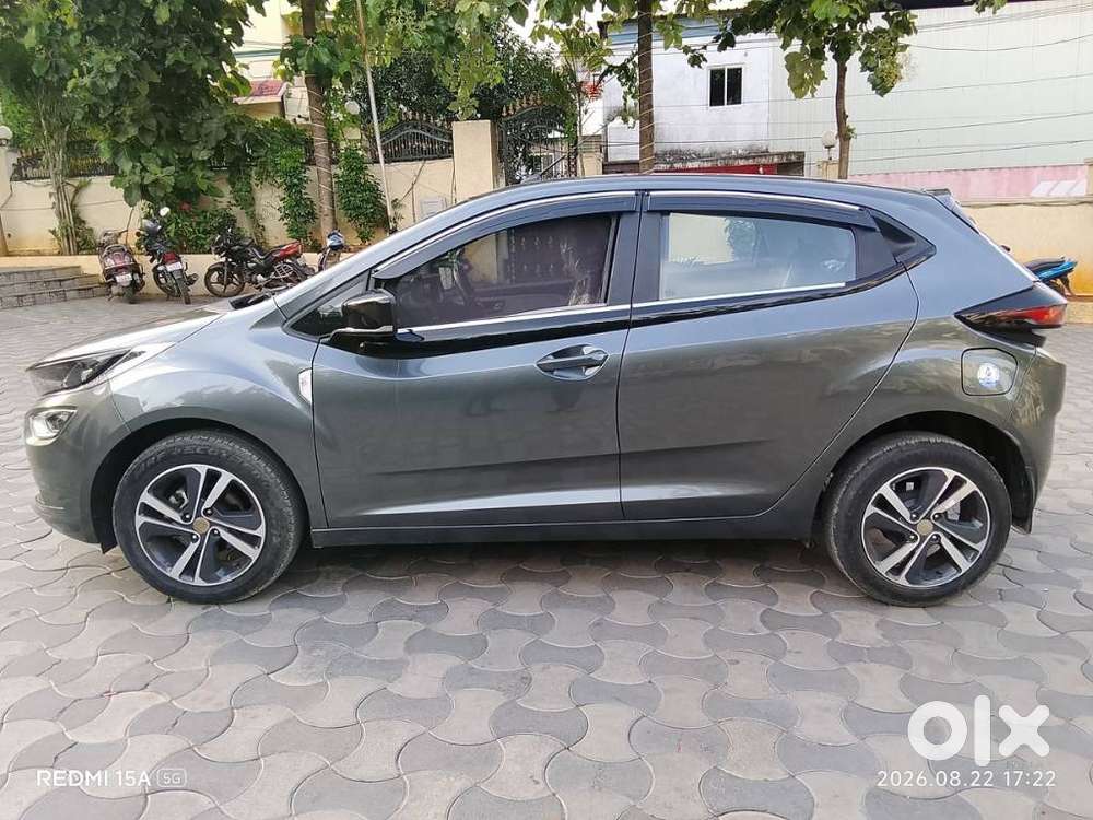 Tata Altroz 1.2 Xz Plus Petrol, 2022, Petrol