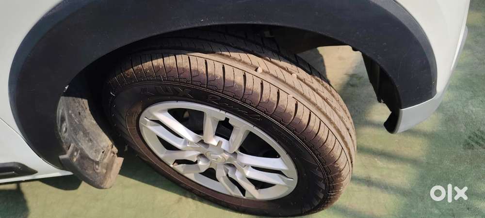 Renault Triber Rxl, 2022, Petrol