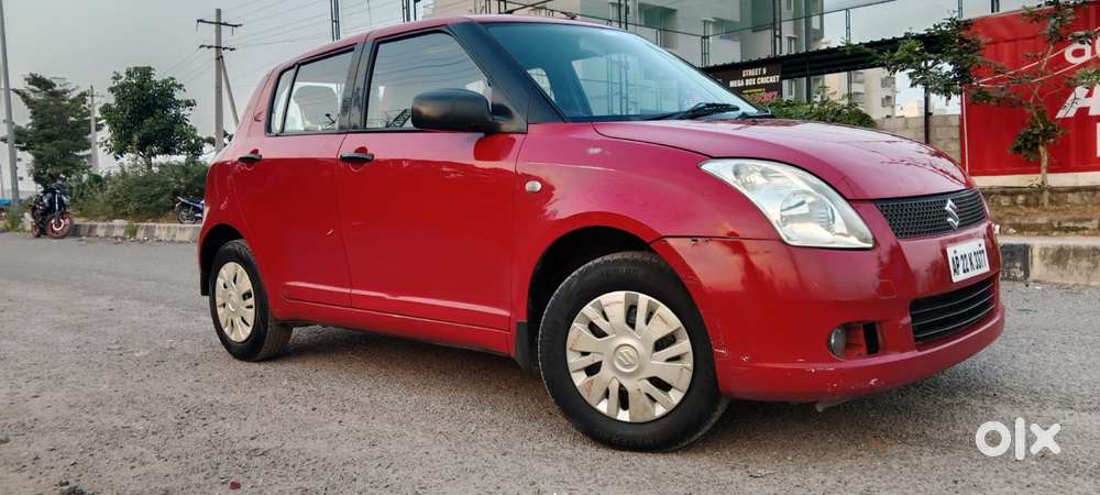 Maruti Suzuki Swift Vxi Bsiii, 2005, Petrol