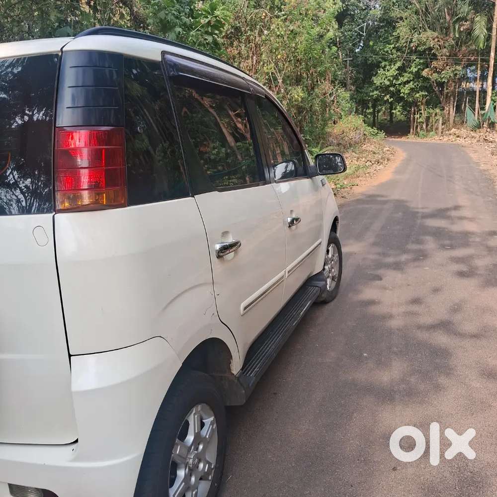Mahindra Quanto 2012 Diesel 120000 Km Driven