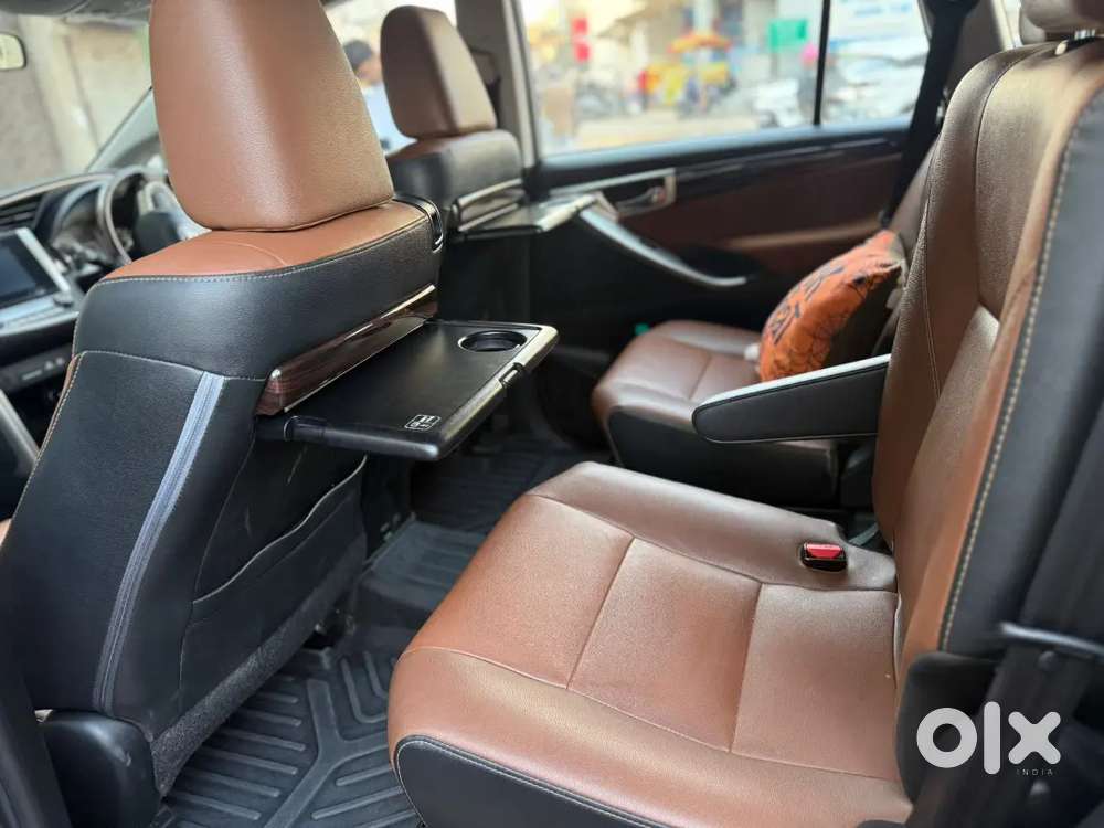 Toyota Innova Crysta