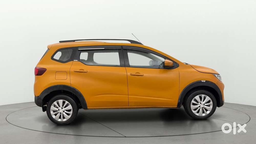 Renault Triber Rxz, 2020, Petrol