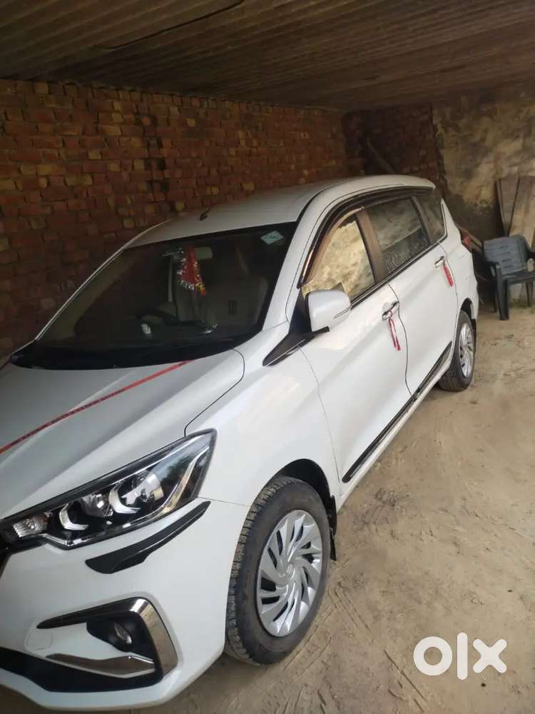 Maruti Suzuki Ertiga Vxi 2026