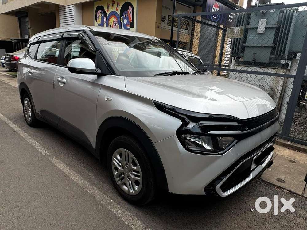 Kia Carens 2023 October Petrol Good Condition