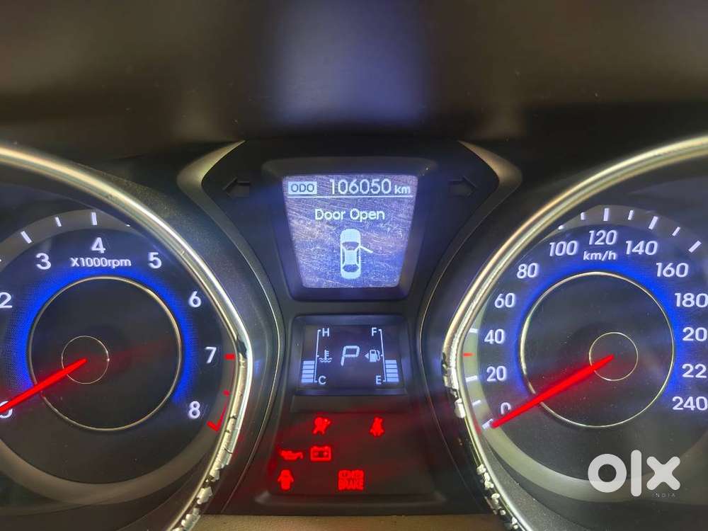 2014 Hyundai Elantra (petrol + Cng)