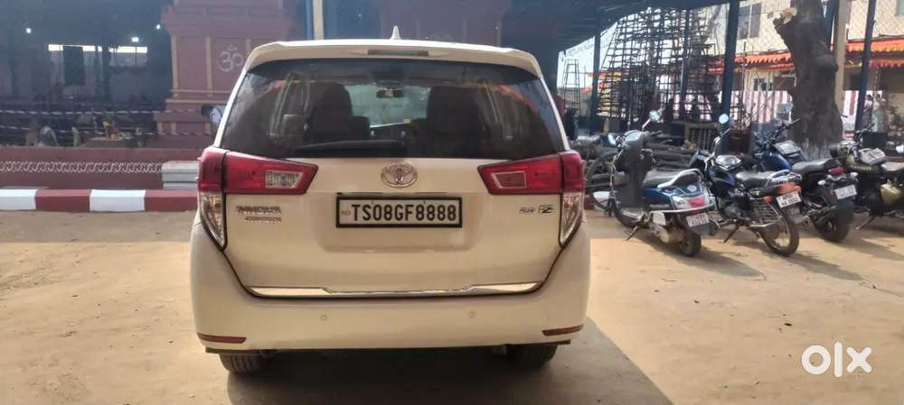Toyota Innova Crysta 2019