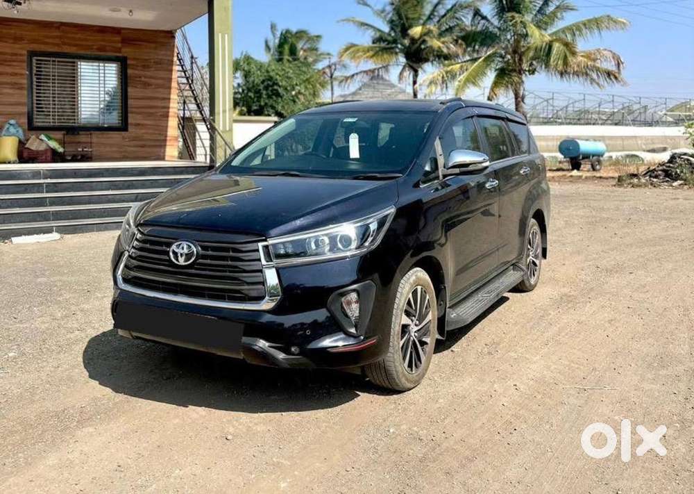 Dr Owned Toyota Innova Crysta Auto 2021 Diesel 40700 Km Driven