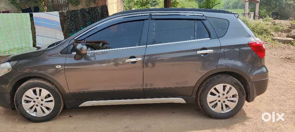 Maruti Suzuki S Cross 2016 Diesel Well Maintained