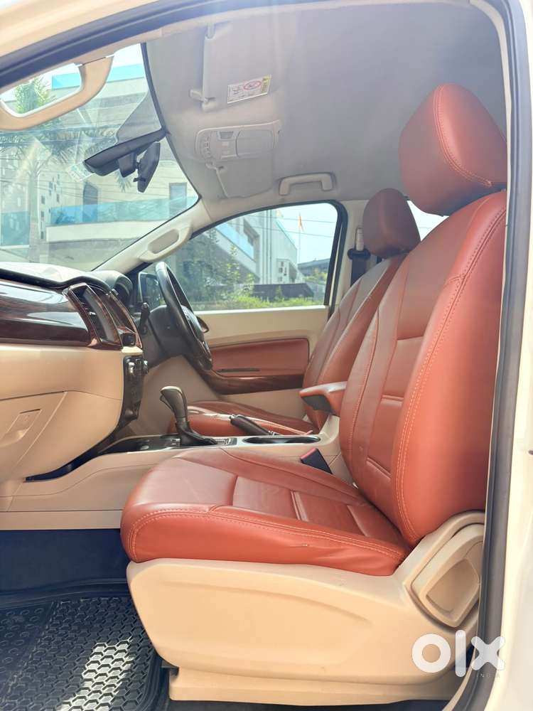 Ford Endeavour 2.2 Trend At 4x2, 2016, Diesel