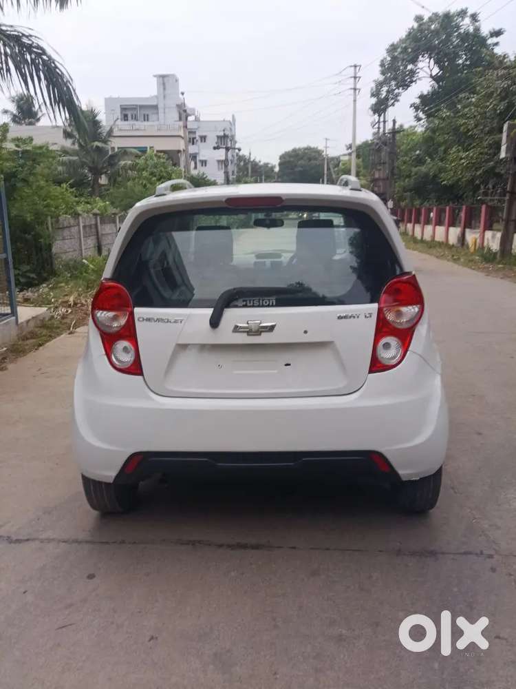 Chevrolet Beat Petrol 2014