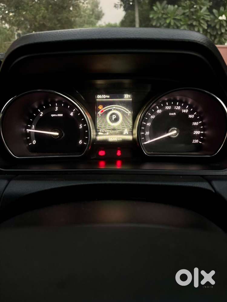 Tata Hexa 2.2 Xta 4x2 7 Str Dual Tone, 2018, Diesel