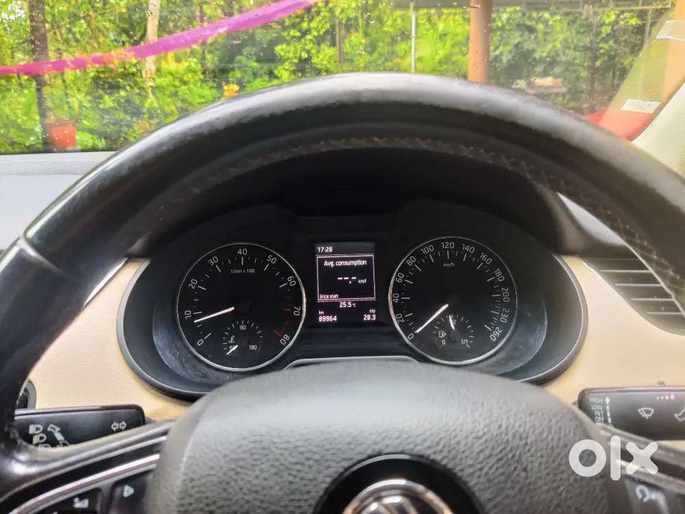 Rare Ckd Model Skoda Octavia 1.4 Tsi Manual Transmission.