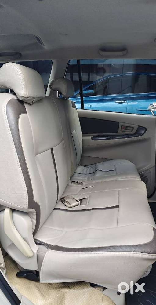 Toyota Innova 2.5 Gx 7 Seater Bs Iv, 2013, Diesel