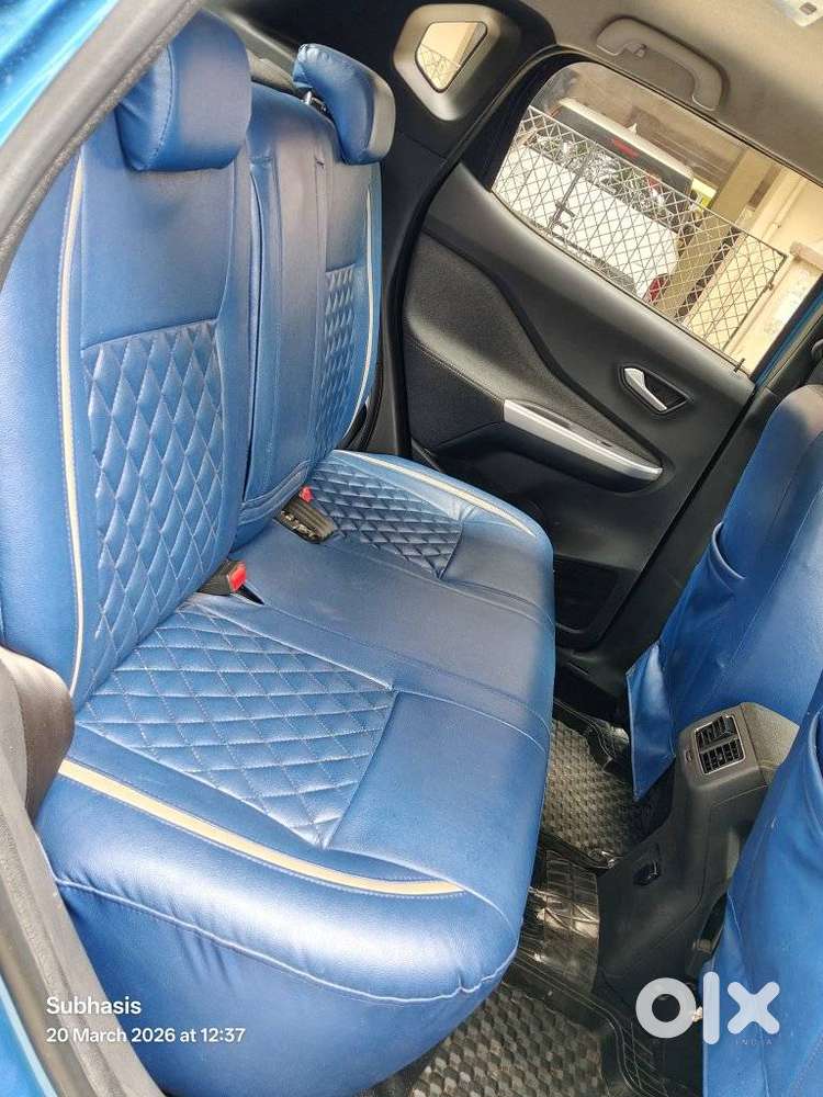 Nissan Magnite 1.0 Xv Dual Tone, 2022, Petrol