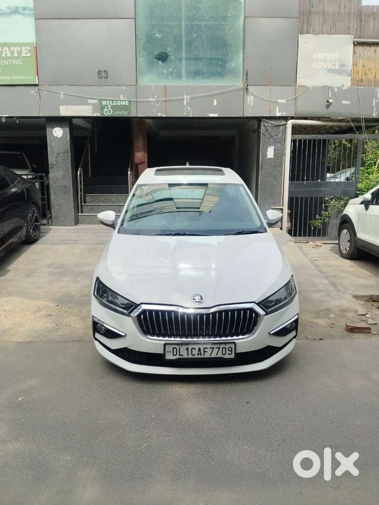 Skoda Slavia 1.0 Tsi Style At, 2022, Petrol